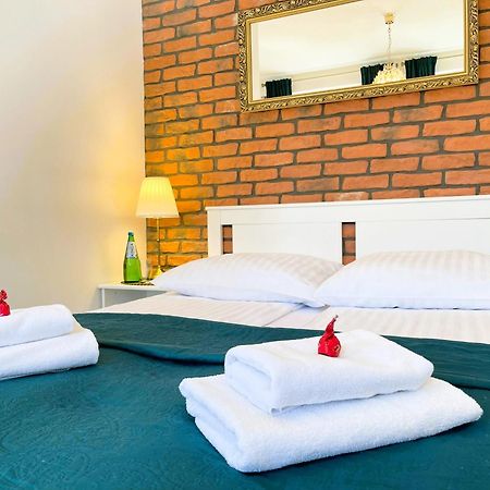 Appartement H&T Old Town Szeroka 24 à Gdańsk Extérieur photo