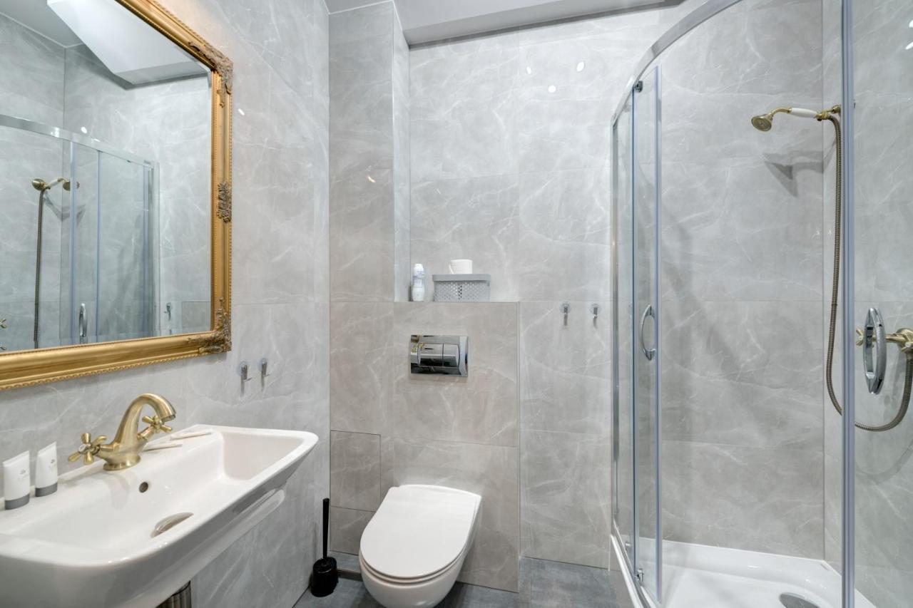 Appartement H&T Old Town Szeroka 24 à Gdańsk Extérieur photo